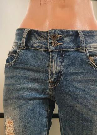 Узкие джинсы/узкачи/скини с рваностями. укороченые узкие джинсы s-m3 фото