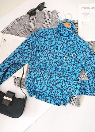 Водолазка/кофта з гладкого/глянцевого поліестру в яскравий принт💙 primark, на р. xs/xxs