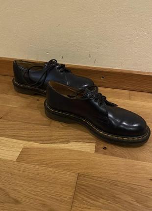 Оксфорди туфлі dr. martens