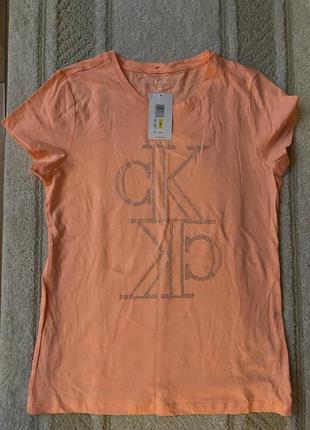 Шикарная женская футболка calvin klein оригинал размер м2 фото