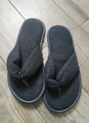 Легкие комнатные тапки шлепки вьетнамки