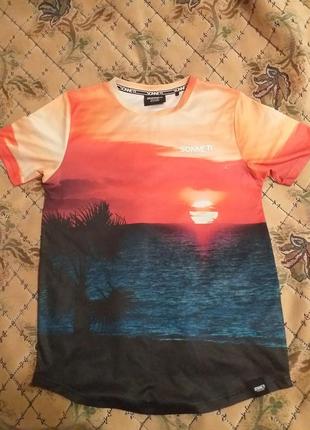 Футболка
