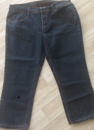 Укорочені джинси .стрейч. orange red 44р. європейський,німеччина