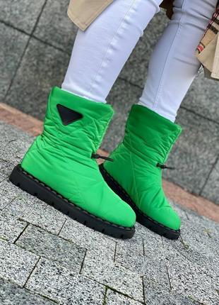 Трендові жіночі зелені зимові черевики