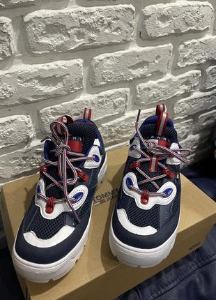 Кроссовки tommy hilfiger
