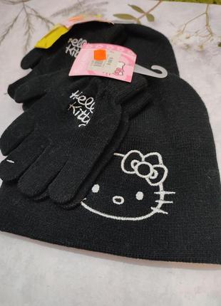 Чорний комплект шапка та рукавички з принтом hello kitty2 фото