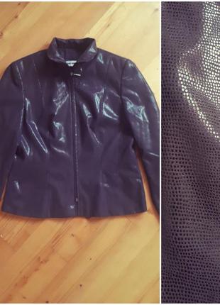 Піджак, куртка, вітровка з штучної замші з лазерною обробкою.1 фото