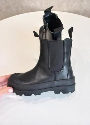 Челсі h&m 5
