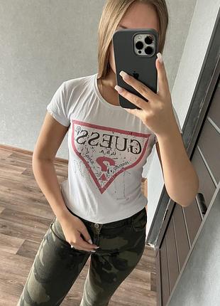 Футболка guess🤍 та джинси bershka