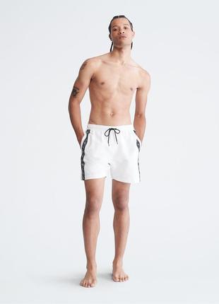 Новые шорты - плавки calvin klein (ck swim white shorts) с америки m9 фото