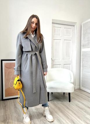 Длинное зимнее качественное пальто с патами из шерсти  серого цвета