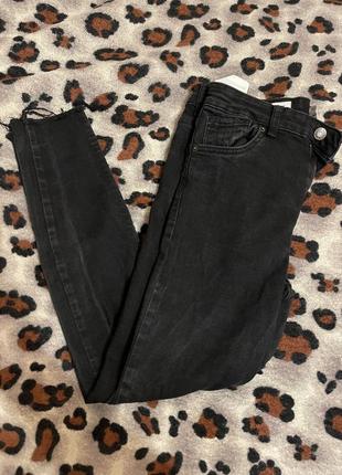 Джинси bershka skinny high rise