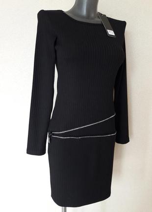 Красиве,практичне,якісне,90%бавовни,чорне плаття в рубчик,з декором-блискавкою3 фото