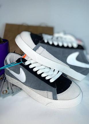 Nike 2