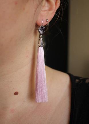 Серьги серёжки кисти кисточки нежно-розовые с оригинальной швензой2 фото