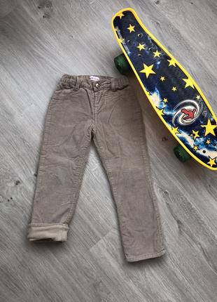 Класні зимові вельветові брюки штанці. розмір на 3-4 роки. на флісовой підкладці
