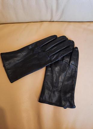 Фірмові шкіряні рукавички