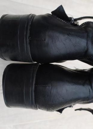 Крутейшие демисезонные кожаные ботинки nero giardini 39р5 фото