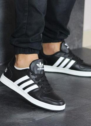 Кроссовки adidas la marque