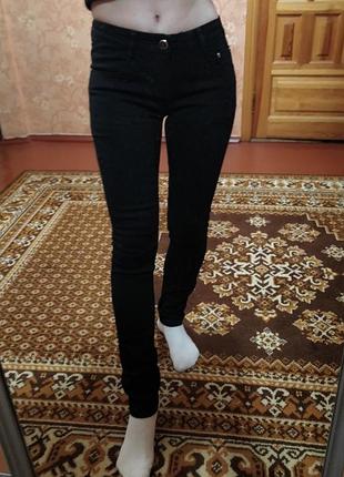 Чорні джинси чёрные джинсы