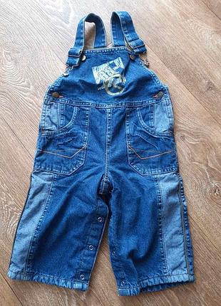 Джинсовый комбинезон, утепленный. на 12 месяцев.
