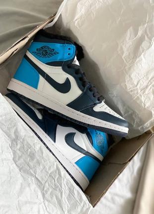 Зимові кросівки nike air jordan 1 retro white blue4 фото