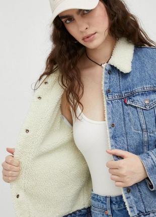 Класична джинсовка levi's на штучнiй овчинi original usa2 фото