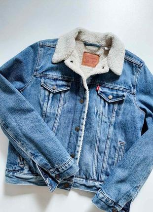 Класична джинсовка levi's на штучнiй овчинi original usa10 фото