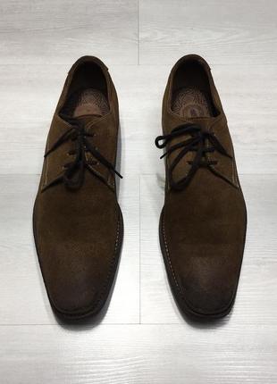 Крутые стильные мужские замшевые туфли clark’s3 фото