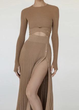 Светло-коричневая плесированная юбка, размер s