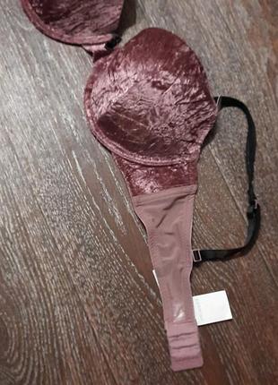 Новий бархатистий брендовий бюстгалтер р.36 d 80 d від secret possessions primark