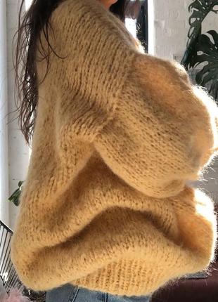 М‘який светр оверсайз