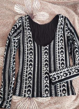 Нарядна кофтинка