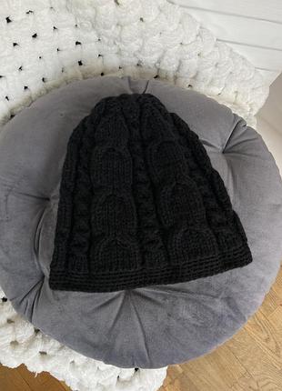 Шапка чорна в’язана