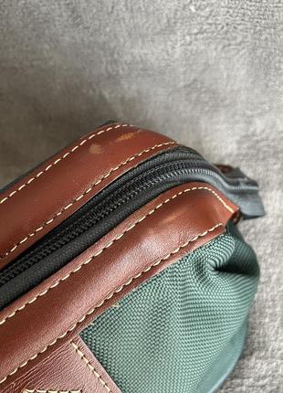 Містка косметичка дорожння зі шкіри