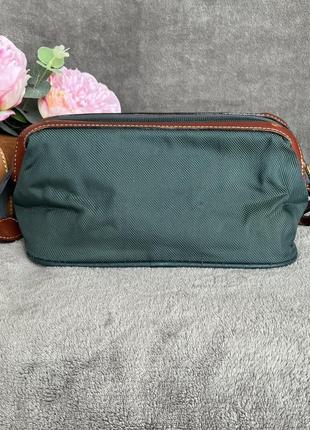 Містка косметичка дорожння зі шкіри