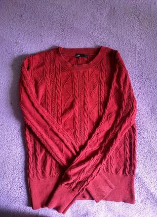 Женский красный свитер вязаный