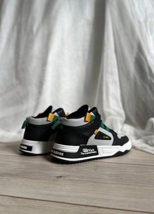 Кроссовки спортивные кеды мокасины туфли ботинки сапоги мужские зеленые черные белые серые осенние демисезонные теплые стильные молодежные10 фото