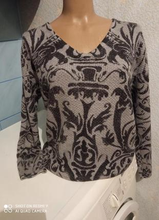 Мягенька кофточка, тепла