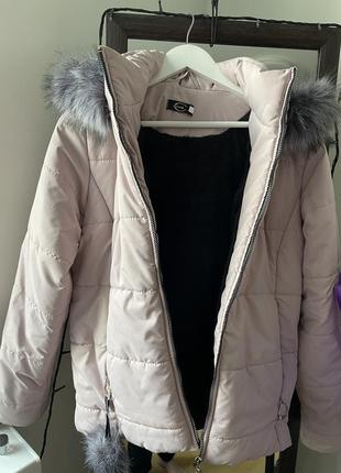 Зимняя куртка цвета пудры4 фото