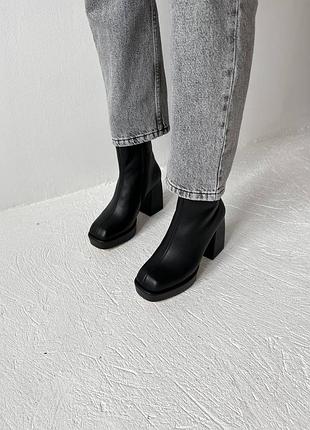 Ботильоны в стиле братц кожа