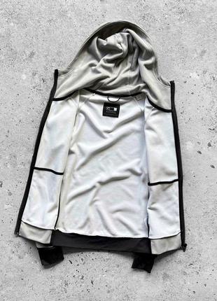 Adidas daybreaker hoodie deals