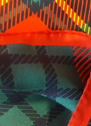 Шелковый шарф в модной разцветке1 фото
