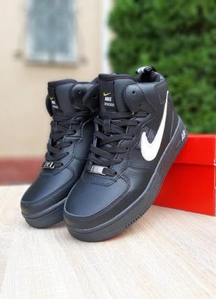 Зимові кросівки nike air force 1 high white black