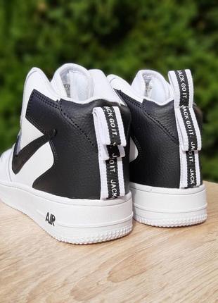 Зимові кросівки nike air force 1 high white black3 фото