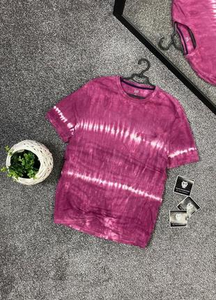 Gap стильная футболка с эффектом tie-dye