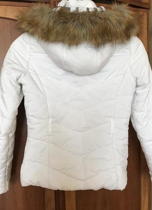 Тепла курточка жіноча2 фото