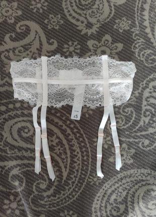 Пояс білий для панчох