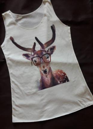 Суперовая трикотажная майка с мультяшным принтом бренда marie joegerud