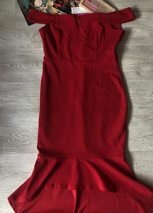 Нарядное платье миди